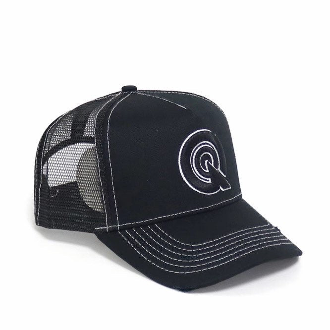 Qtek_1 trucker cap (black)