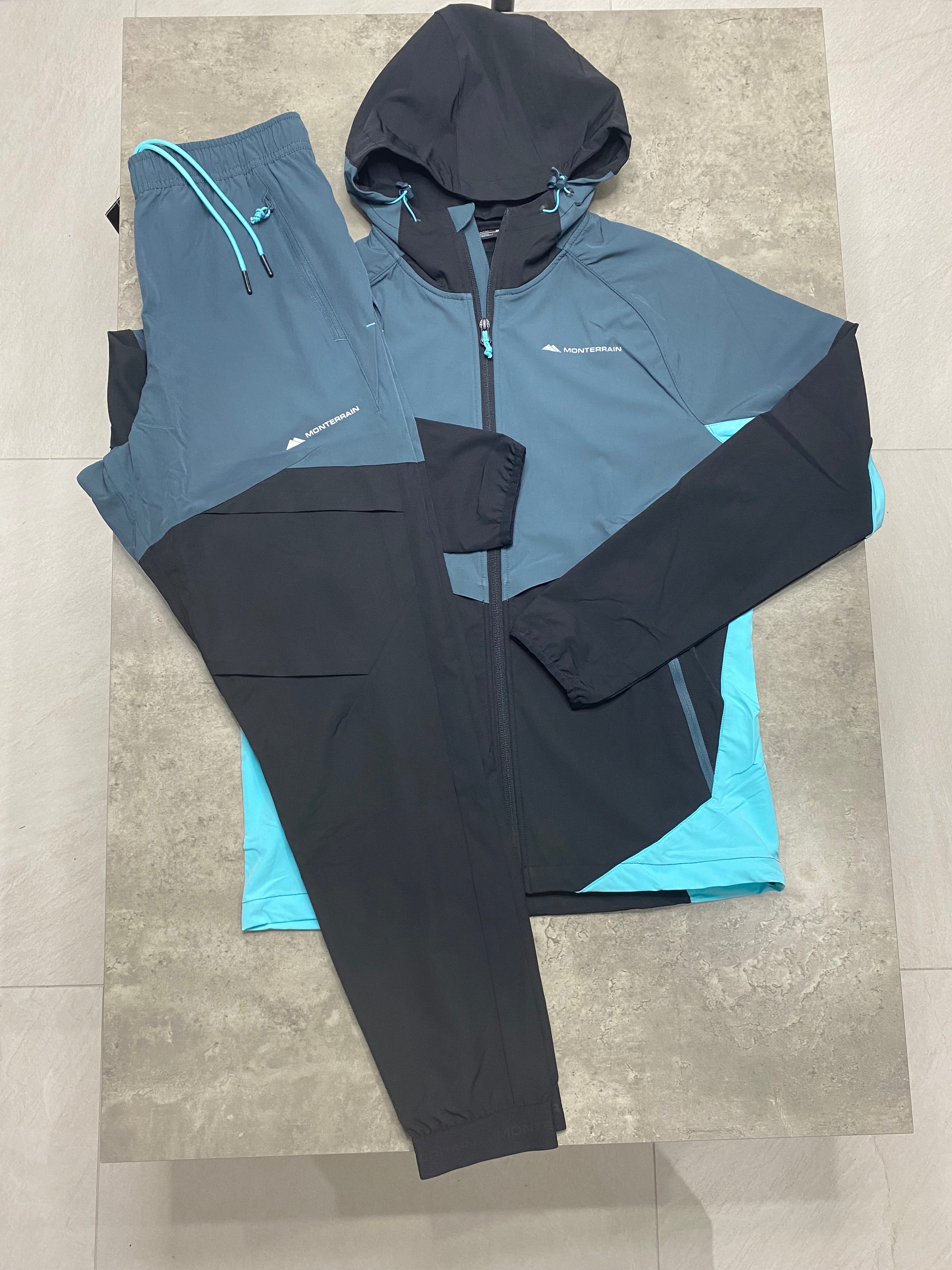 Monterrain orbit tracksuit